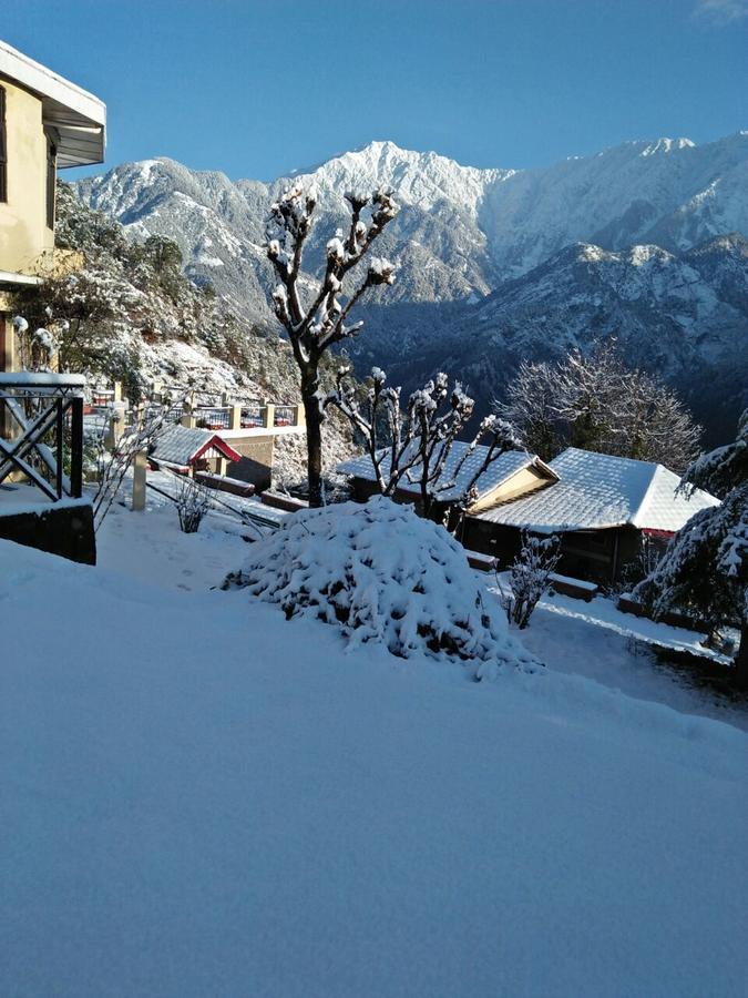 Hotel Udechee Huts, 맥그로드 간즈 외부 사진